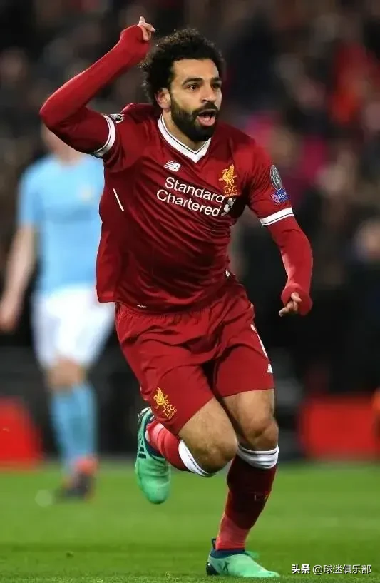 包含莱万多夫斯基重返赛场,晋级下一阶段首场状态出色,独行侠观众沸腾!观众掌声雷动的词条 包含莱万多夫斯基重返赛场,晋级下一阶段首场状态出色,独行侠观众沸腾!观众掌声雷动的词条