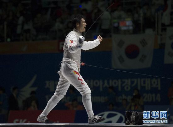 九游娱乐-击剑邀请赛上演强强对话，南城犀牛队强势横扫祁连飞鹰队，多点开花奏效；关键战拿下信心(全国青年击剑锦标赛在晋江激战)