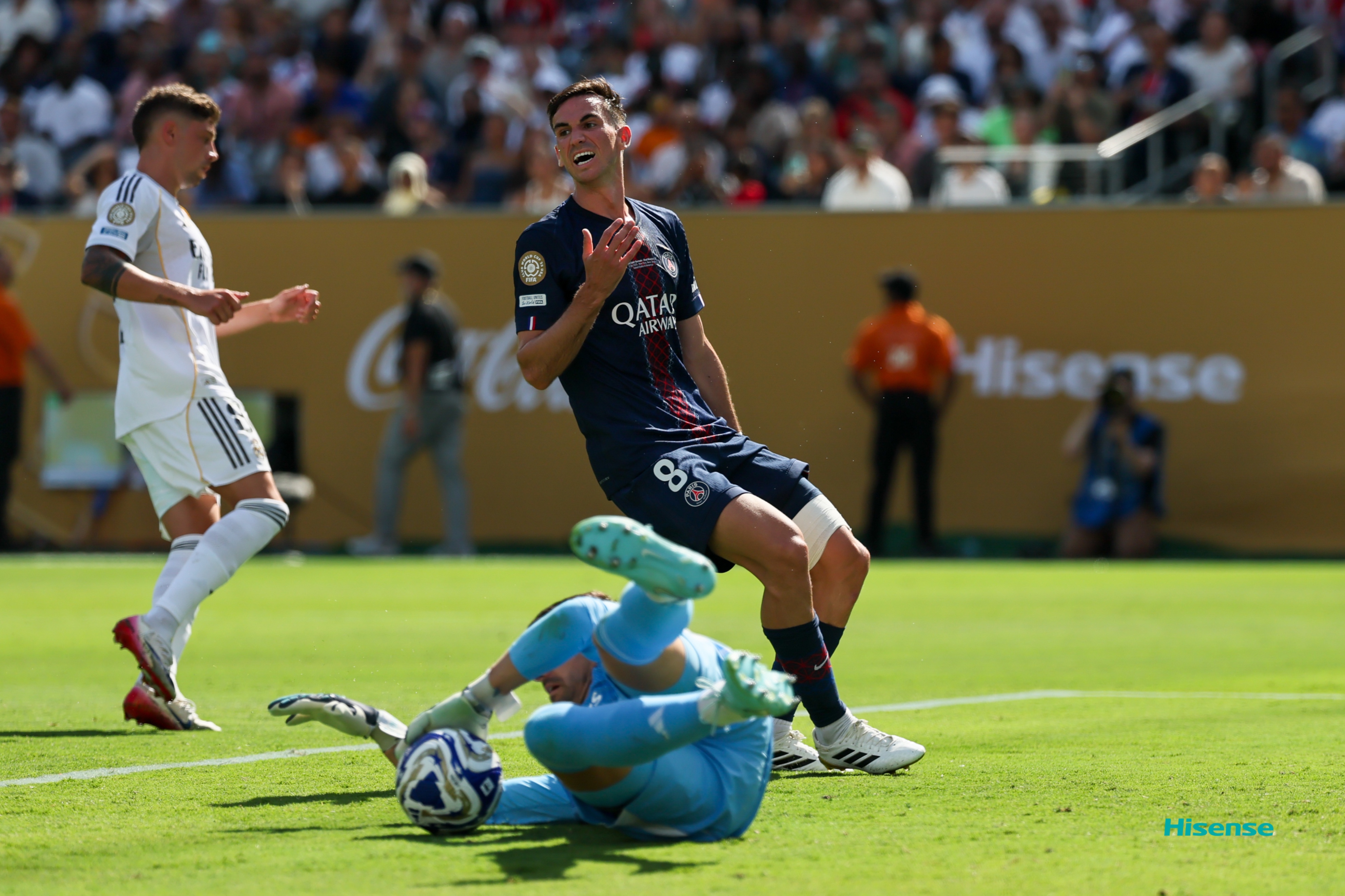  赛前体能课后，皇家马德里内部沟通备战意甲，底气十足，控场能力受关注