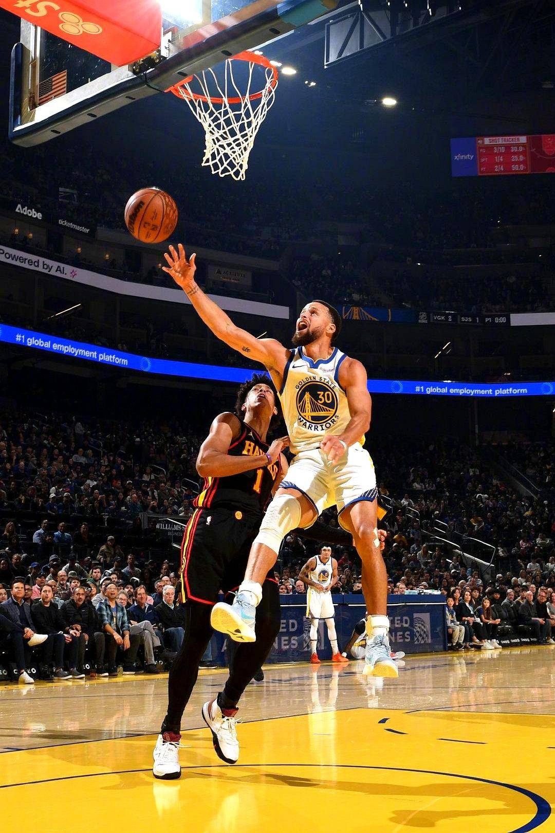 九游体育-包含库里在老鹰比赛中挺进下一轮，突破纪录引发热议！的词条